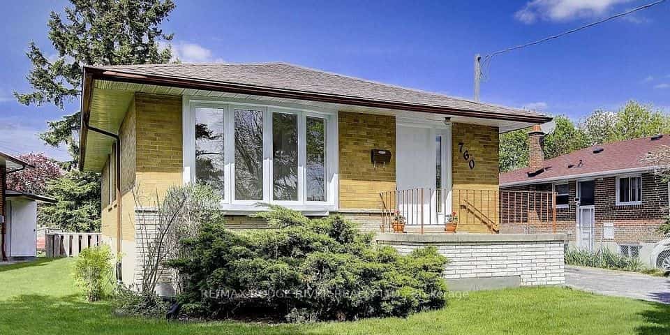 760 Brimorton Drive, Toronto, ON M1G 2S5