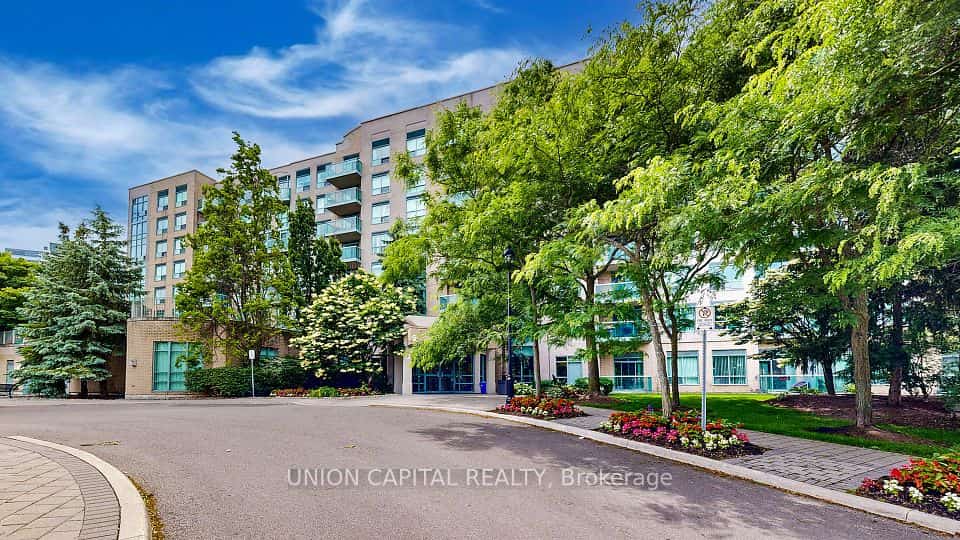 3 Ellesmere Street #217, Richmond Hill, ON L4B 4N2