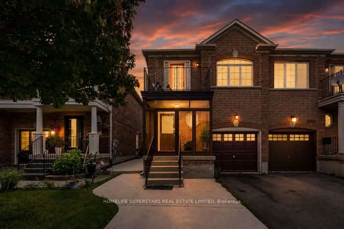 3953 Manatee Way, Mississauga, ON L5M 6P6
