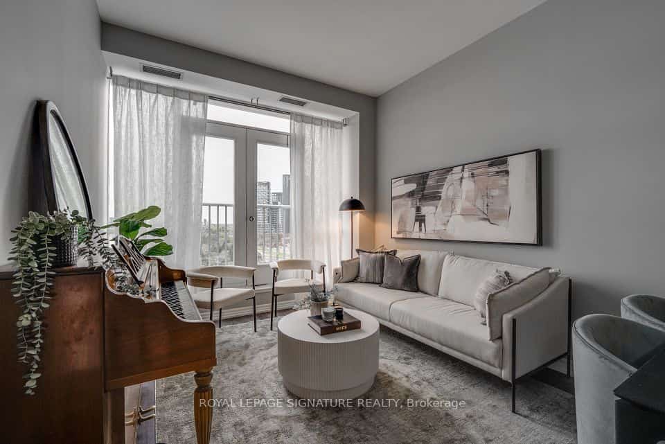 797 Don Mills Road #904, Toronto, ON M3C 1V1