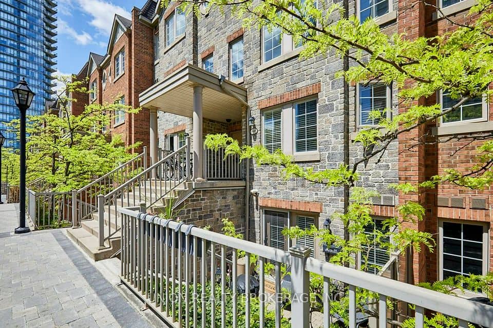 93 The Queensway, Toronto