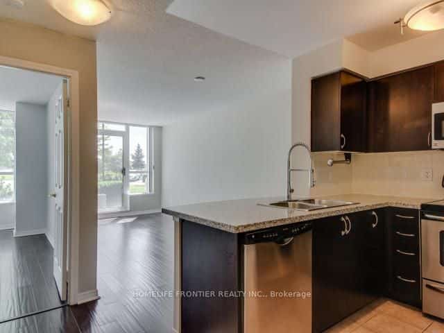 4850 Glen Erin Drive #105, Mississauga, ON L5M 7S1