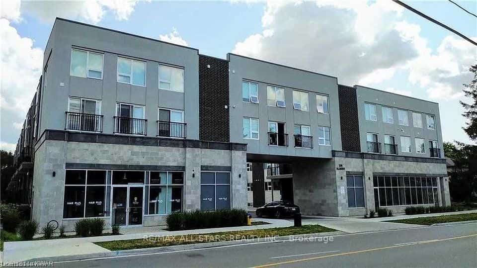 338 Albert Street #219, Waterloo, ON N2L 3T8