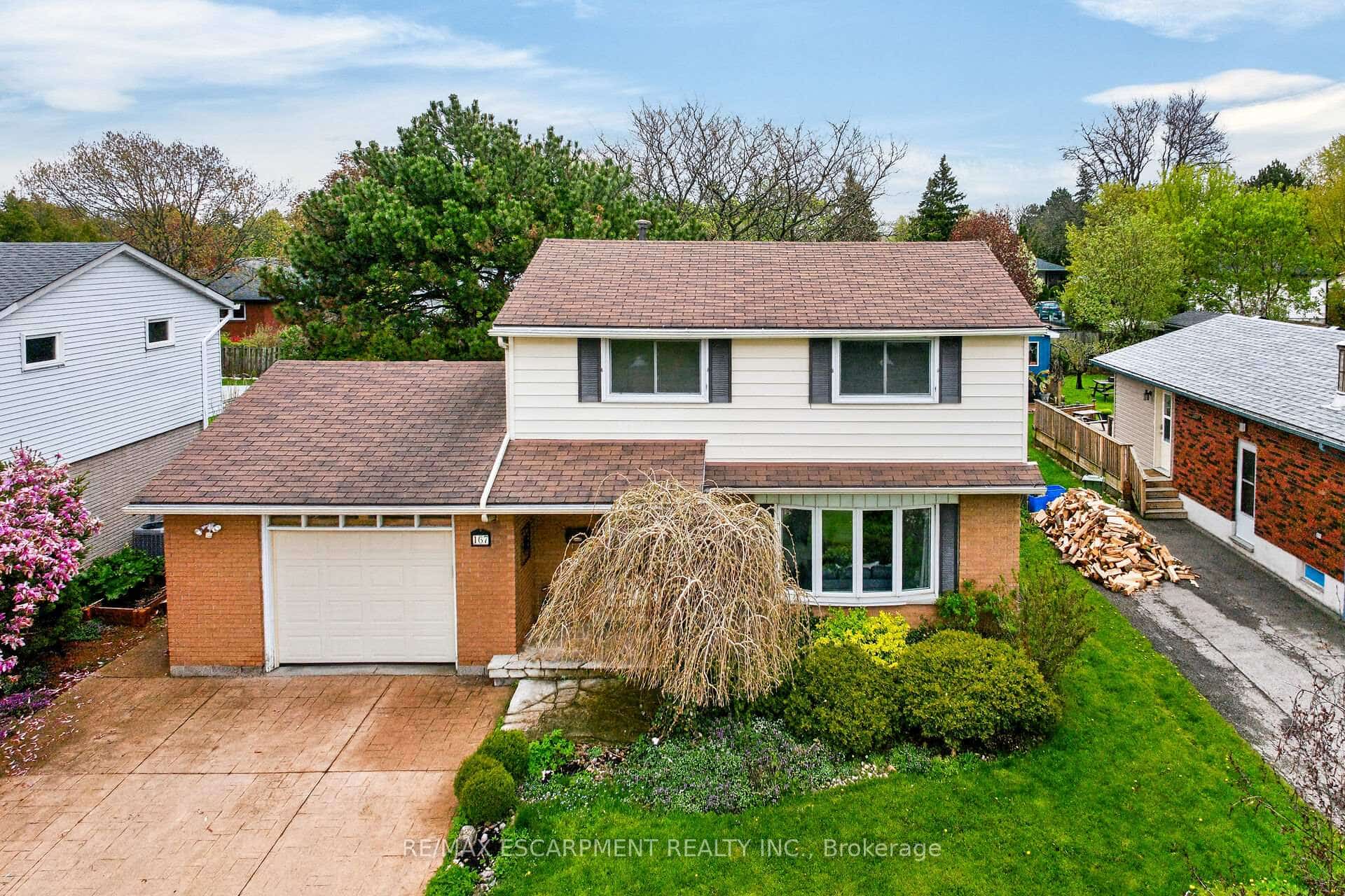167 Darlington Drive, Hamilton, ON L9C 2M4