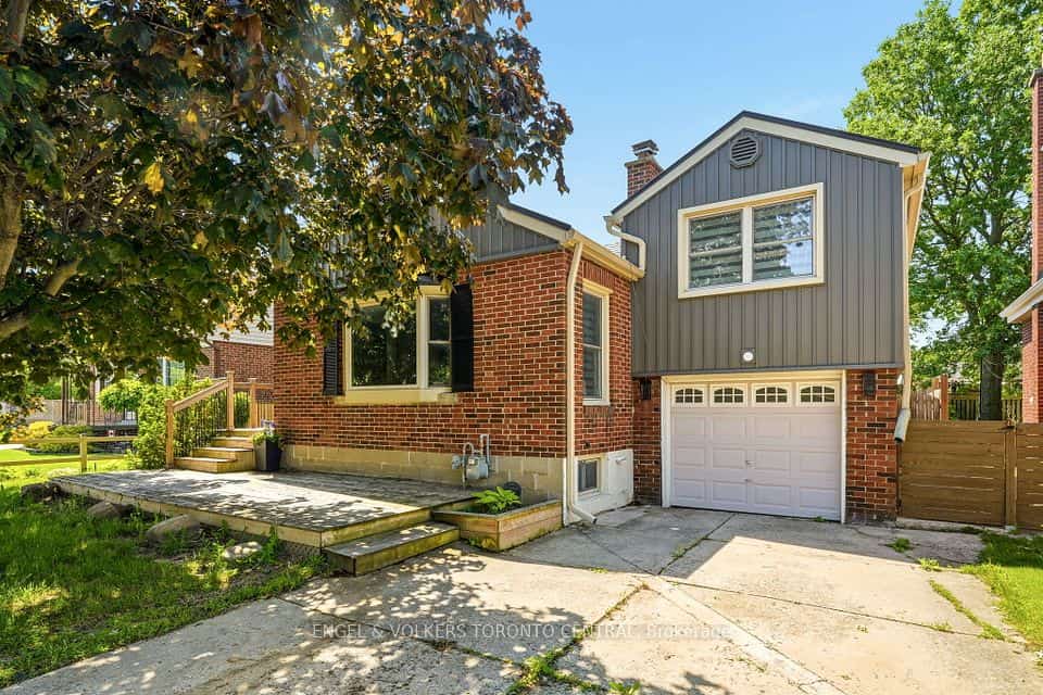 101 Irene Avenue, Hamilton, ON L8G 2B1