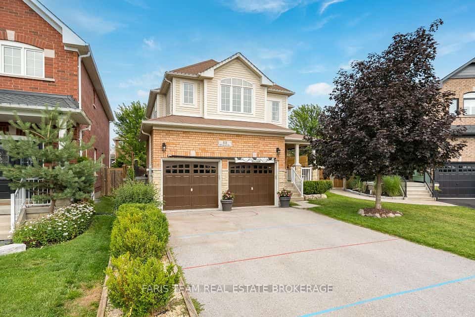 111 Monarchy Street, Barrie, ON L4M 0E3