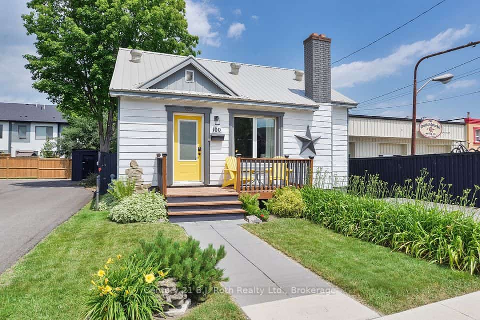 100 Laclie Street, Orillia, ON L3V 4M8