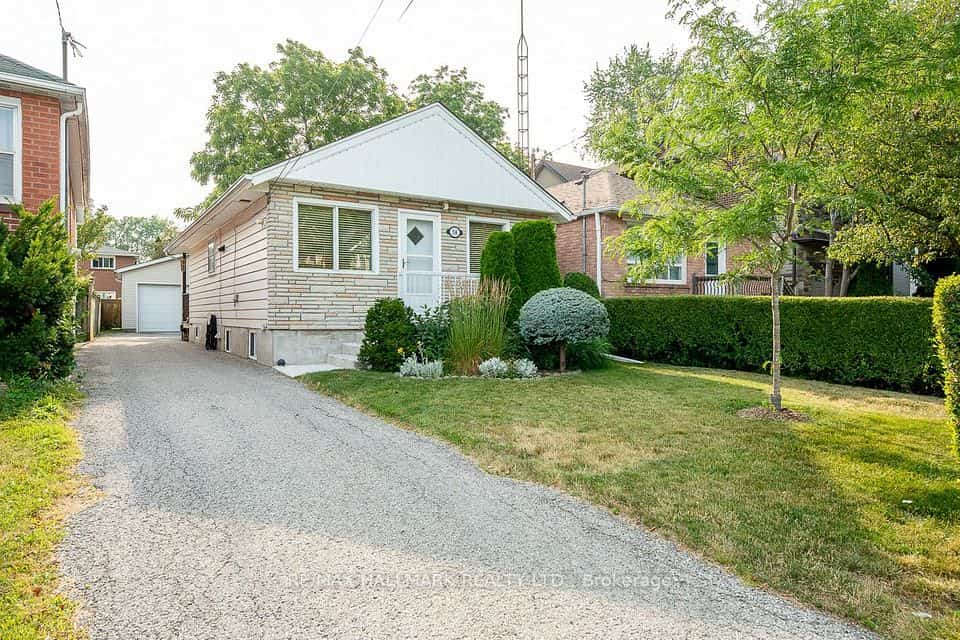 58 Claremore Avenue, Toronto, ON M1N 3R9