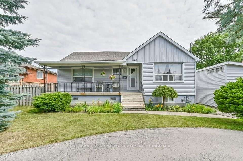 641 Limeridge Road E, Hamilton, ON L8W 1A2