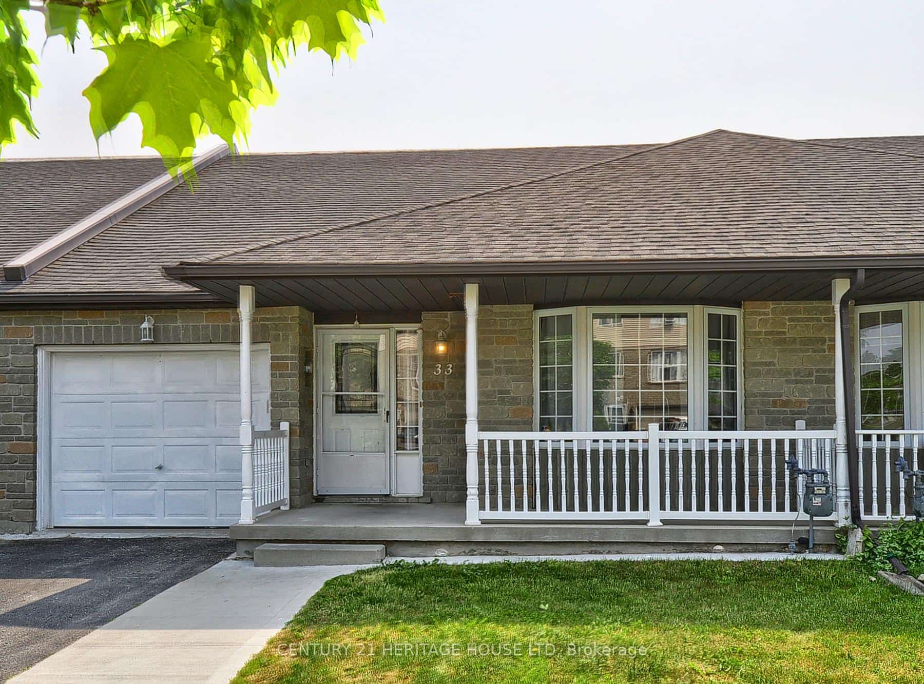 33 Bankside Drive, Kitchener, ON N2N 3L3
