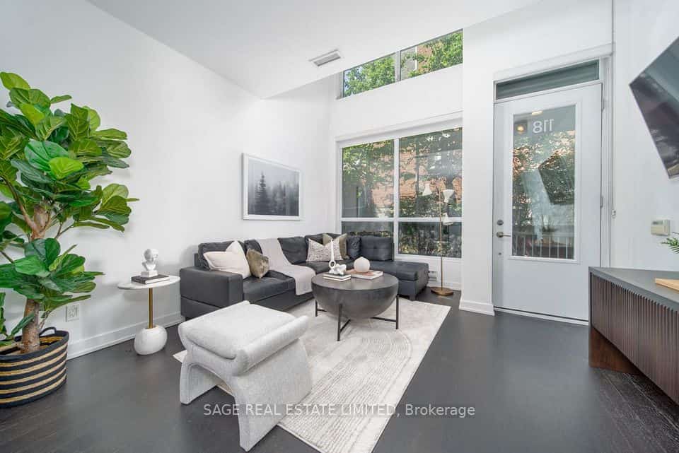 1030 King Street W #118, Toronto, ON M6K 3N3