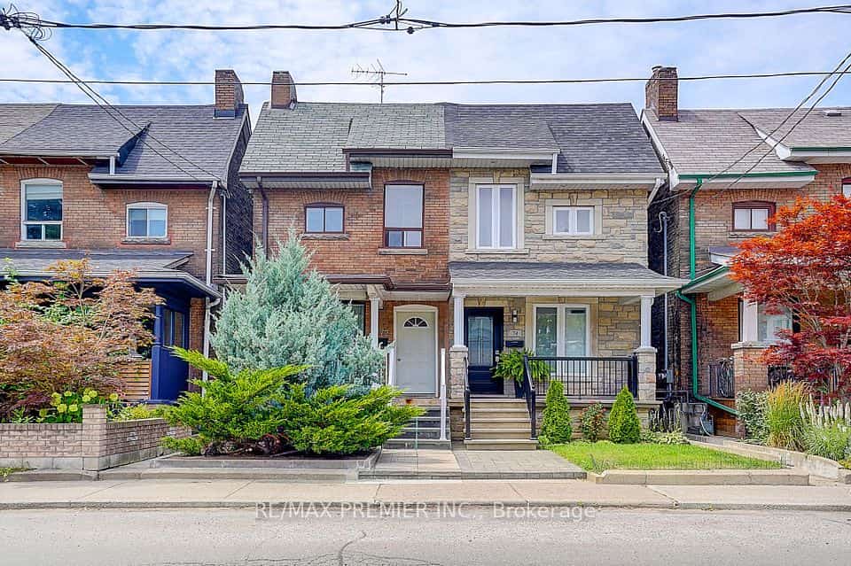 72 Symington Avenue, Toronto, ON M6P 3W1