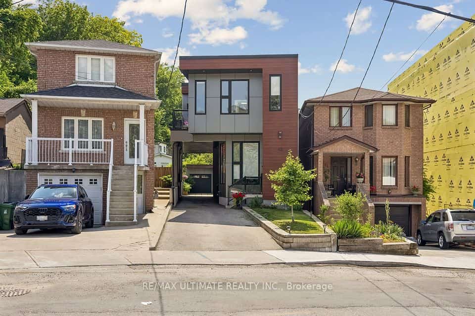 42 Ennerdale Road, Toronto, ON M6E 4C3