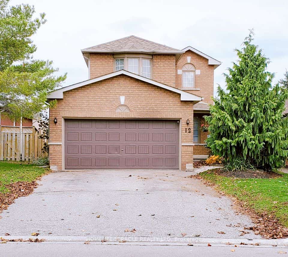 12 Gore Drive, Barrie, ON L4N 8L3