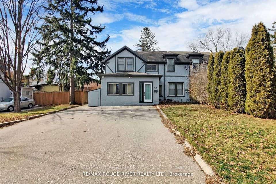 36 John Street, Cambridge, ON N1S 2V4