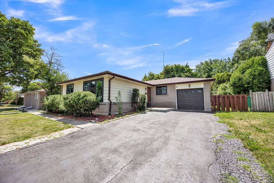 53 Brookland Drive W, Brampton, ON L6T 2M7