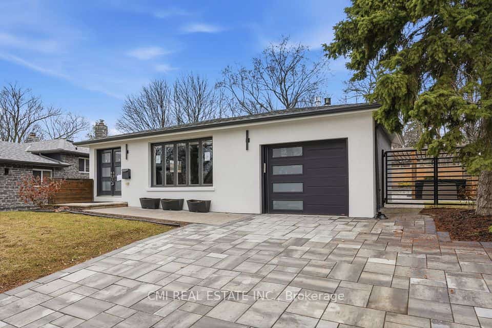 23 Logstone Crescent, Toronto, ON M1E 4M2
