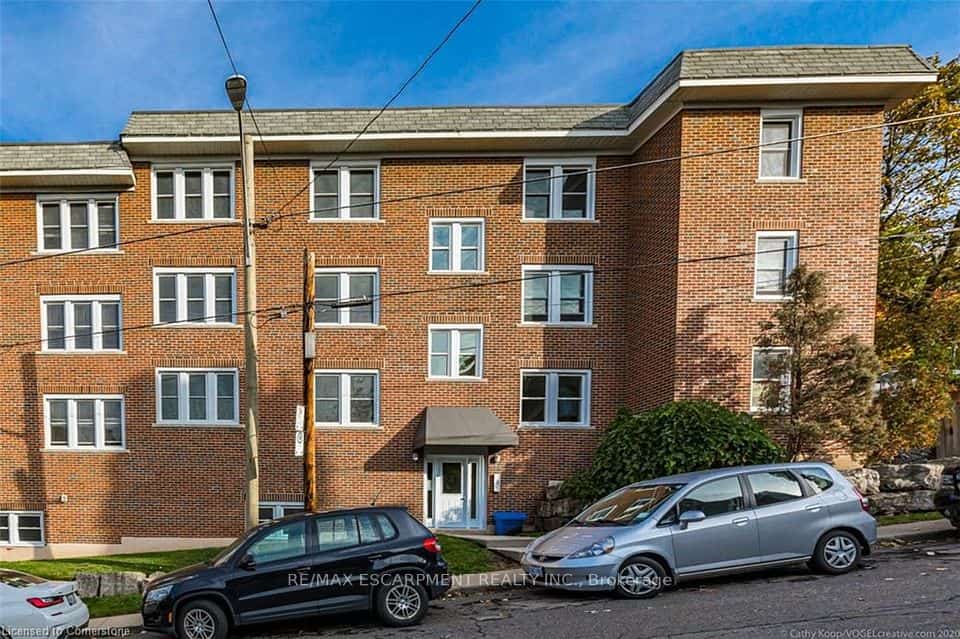 25 Mountwood Avenue #14, Hamilton, ON L8N 2G8