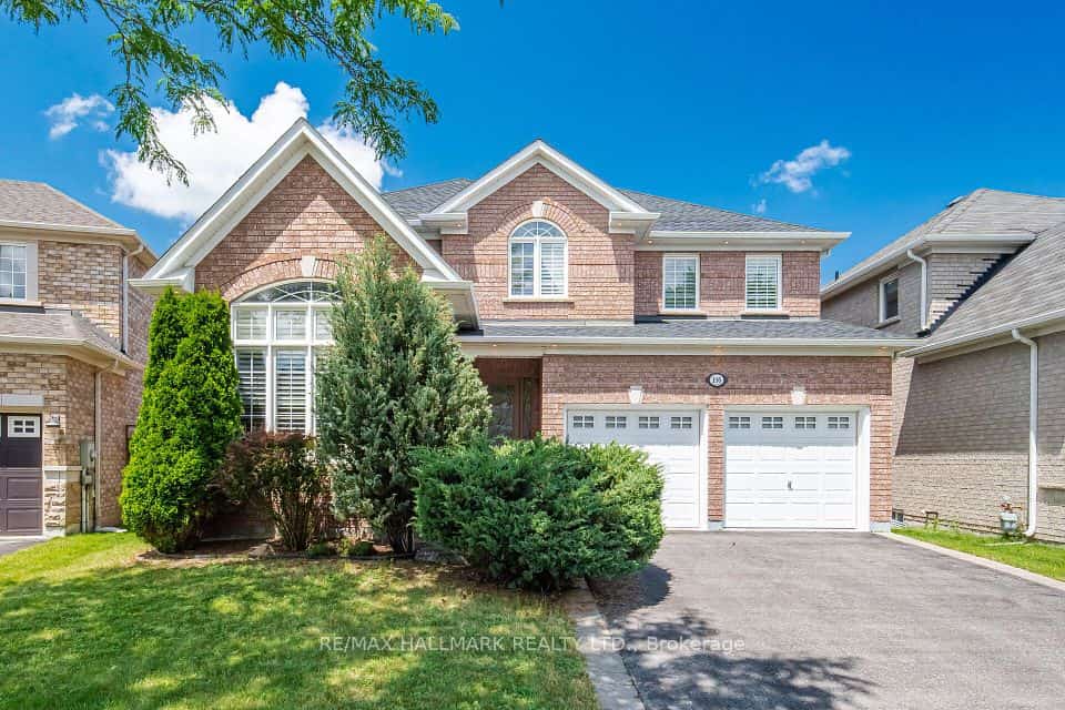 116 Beare Trail, Newmarket, ON L3X 3B6