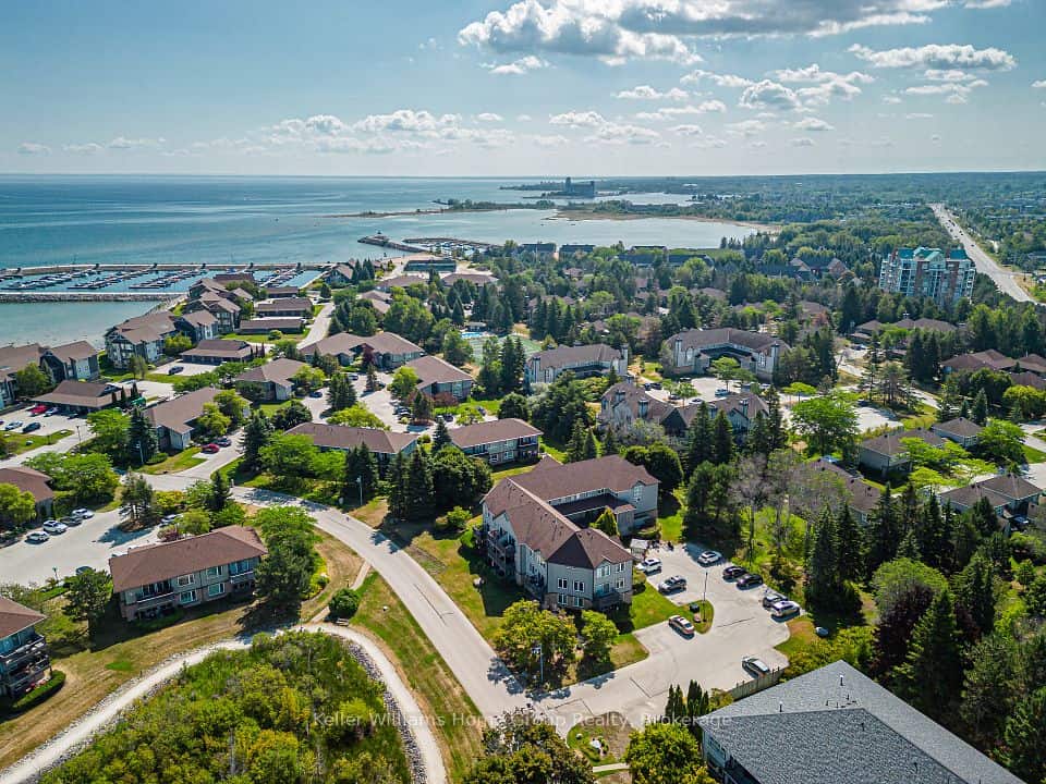 711 Johnston Park Avenue, Collingwood, Collingwood