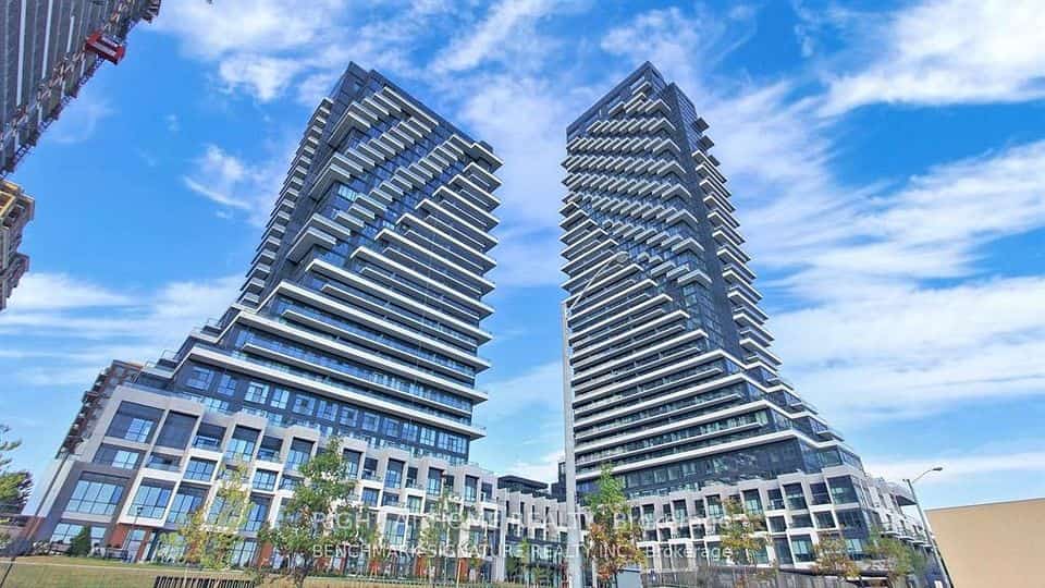 20 Inn On The Park Drive, Toronto