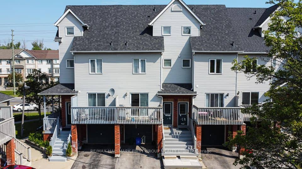 1865 Kingston Road, Pickering