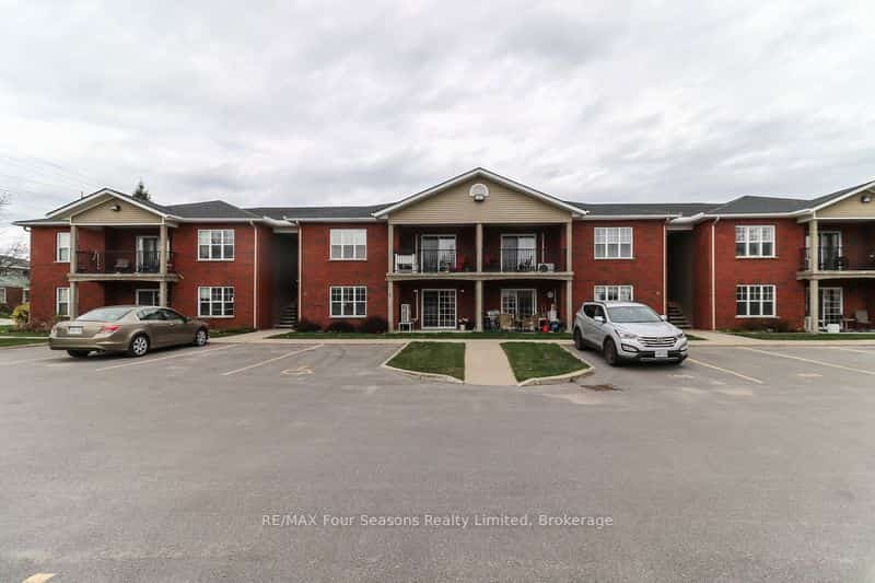 435 Walnut Street #101, Collingwood, ON L9Y 5J9