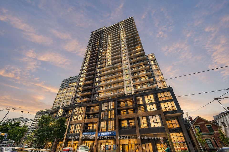 286 Main Street #421, Toronto, ON M4C 0B3