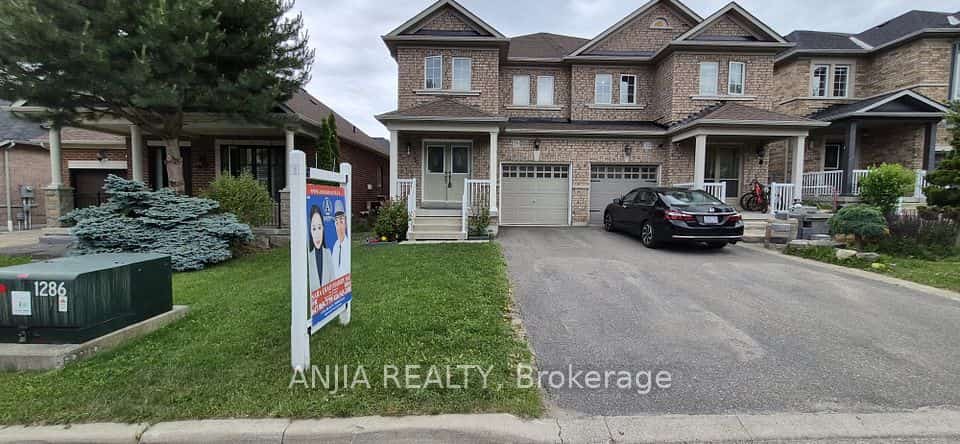 29 Butterwood Lane, Whitchurch-Stouffville, ON L4A 0M7