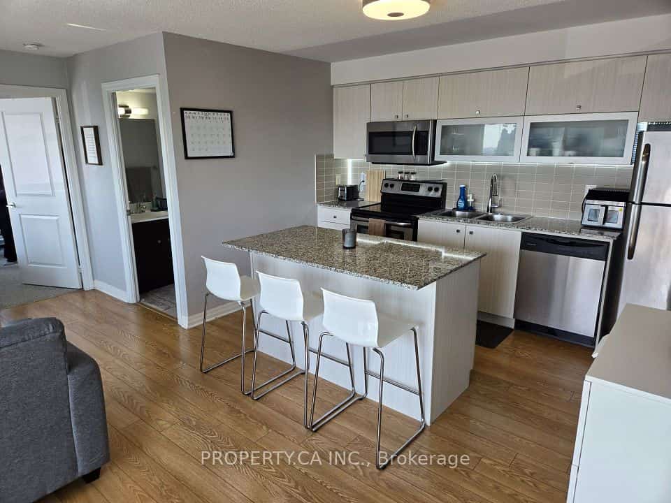 2015 Sheppard Avenue E #1710, Toronto, ON M2J 0B3