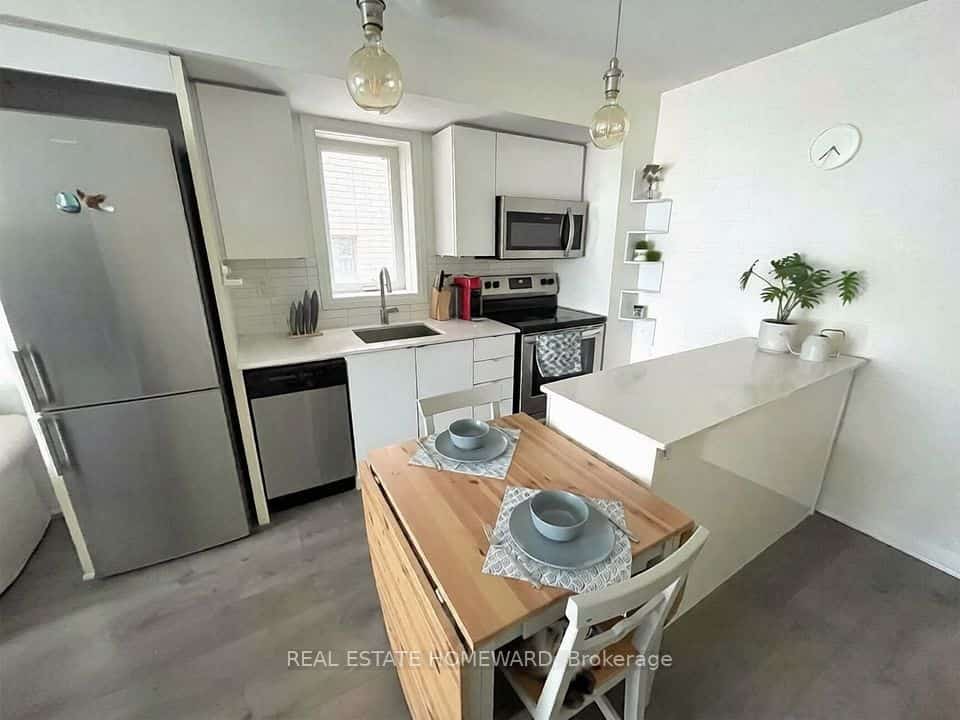 183 William Duncan Road #2, Toronto, ON M3K 0B5