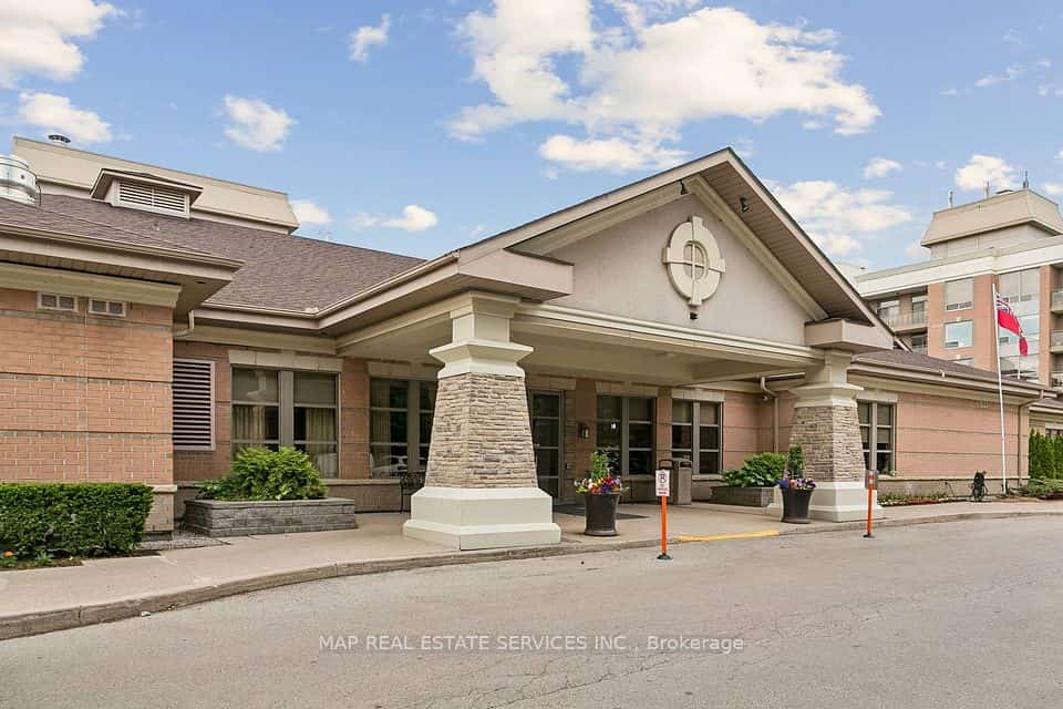 100 Burloak Drive #2206, Burlington, ON L7L 6P6