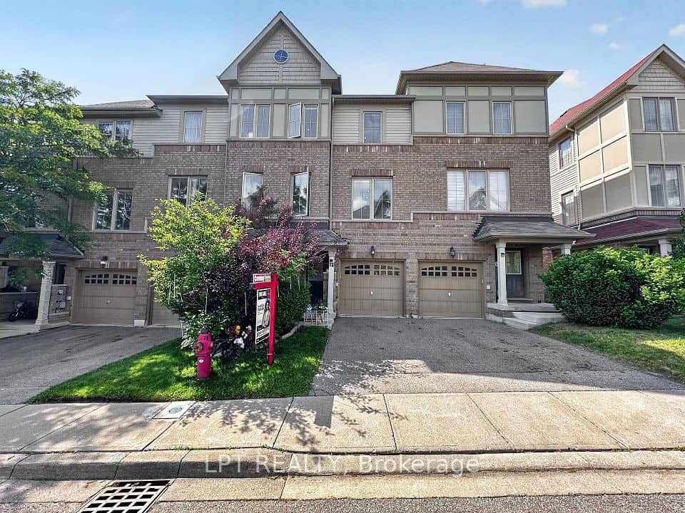 44 Cedar Lake Crescent, Brampton