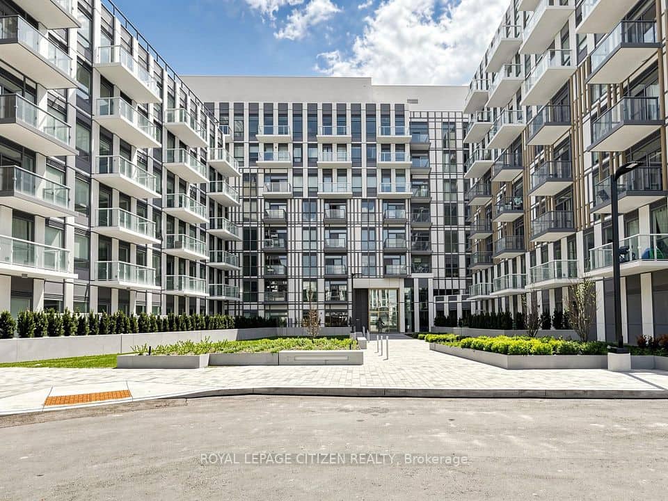 1005 Dundas Street, Oakville