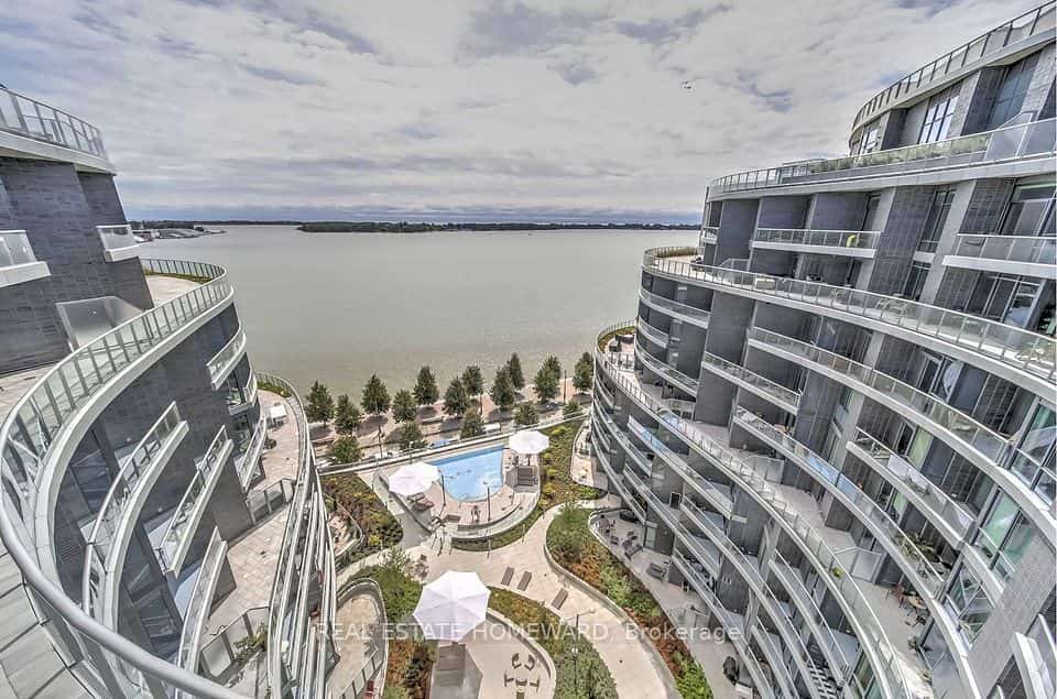 1 Edgewater Drive S #413, Toronto, ON M5A 1B9