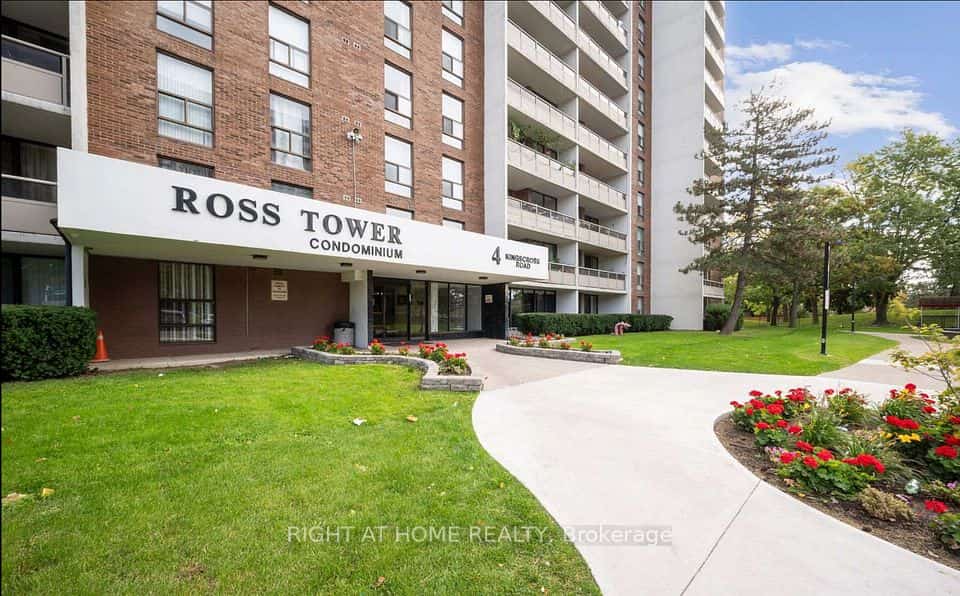 4 Kings Cross Road #2106, Brampton, ON L6T 3X8