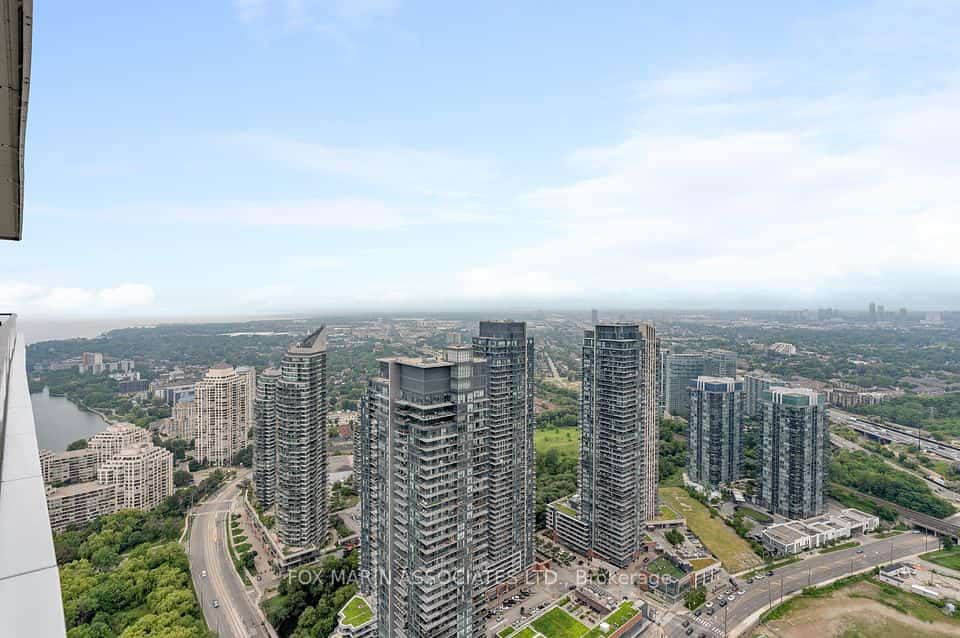 30 Shore Breeze Drive #5201, Toronto, ON M8V 0J1