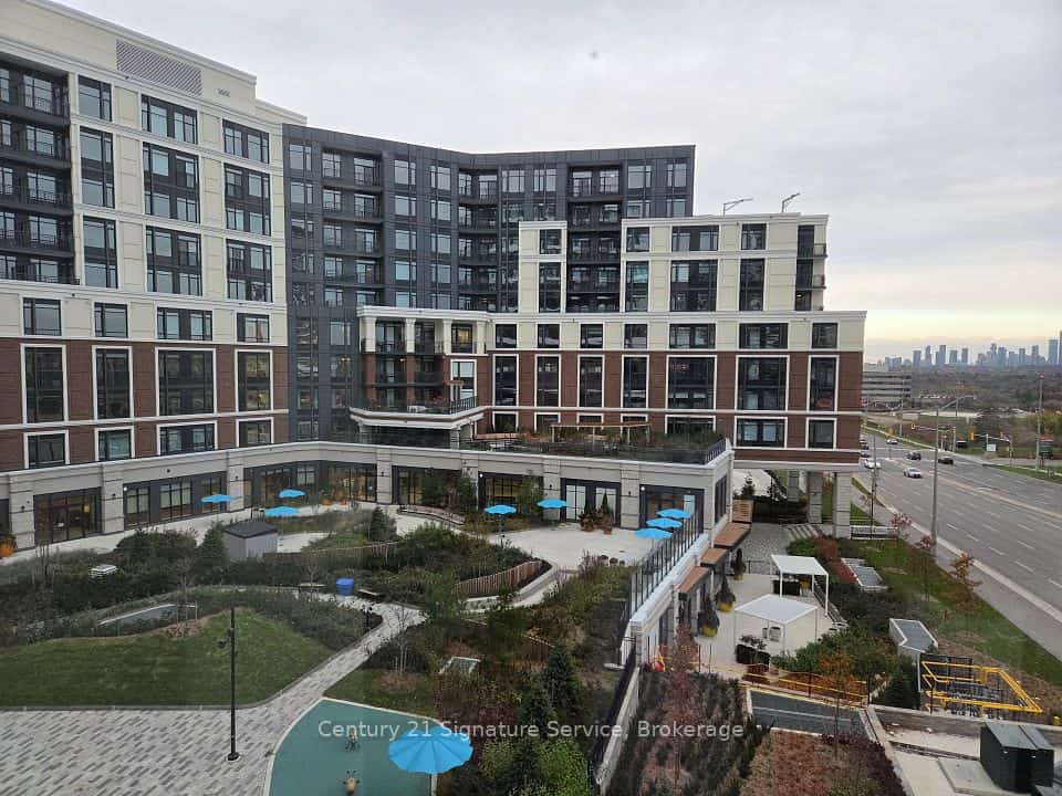 2485 Eglinton Avenue W #504, Mississauga, ON L5M 2T1