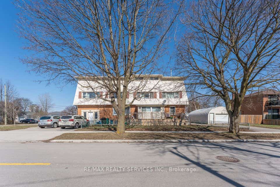 72 Florence Avenue, Kitchener, ON N2A 2K8