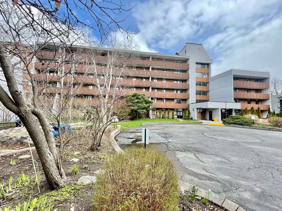 50 Old Kingston Road, Toronto, ON M1E 4Y1