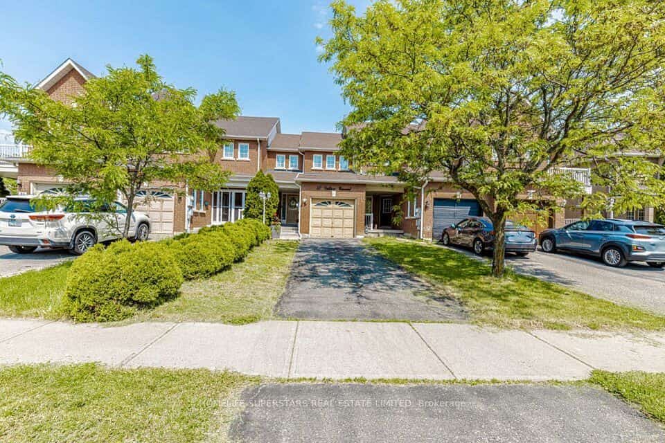 50 Culture Crescent, Brampton, ON L6X 4X8