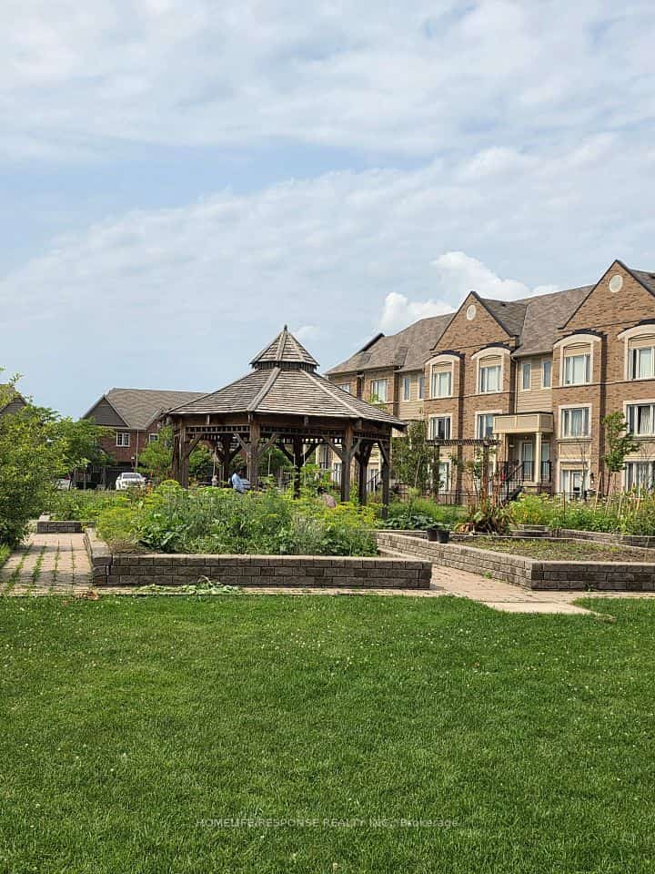 3175 BOXFORD Crescent #5, Mississauga, ON L5M 0X1