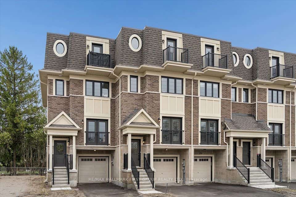 79 Marret Lane, Clarington, ON L1B 0X2