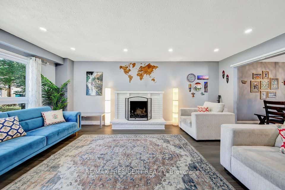 7080 Copenhagen Road #9, Mississauga, ON L5N 2C9
