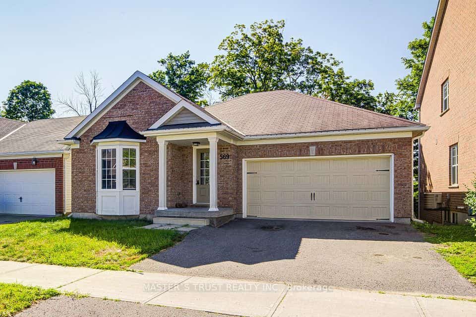 569 Grange Way, Peterborough, ON K9H 7M9