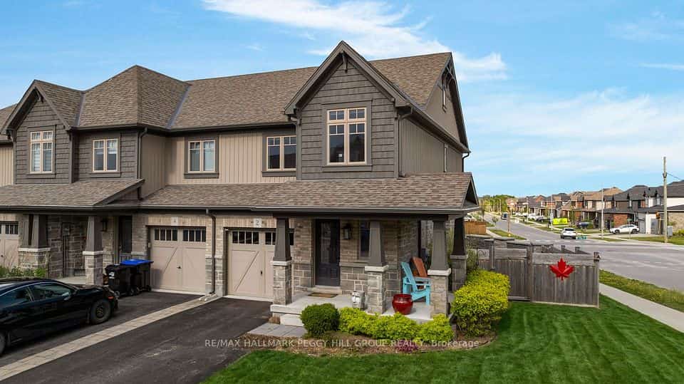 2 Foley Crescent, Collingwood, ON L9Y 3B7