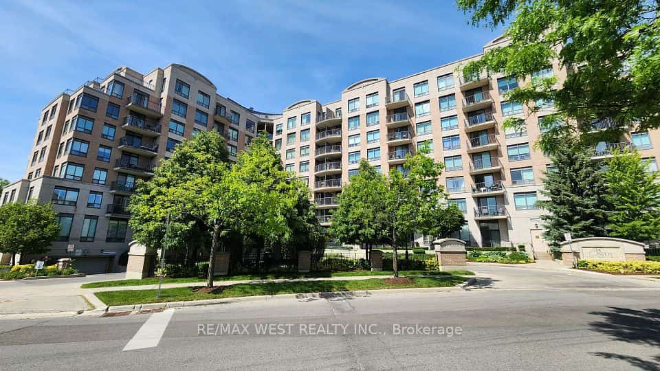 16 Dallimore Circle #403, Toronto, ON M3C 4C4