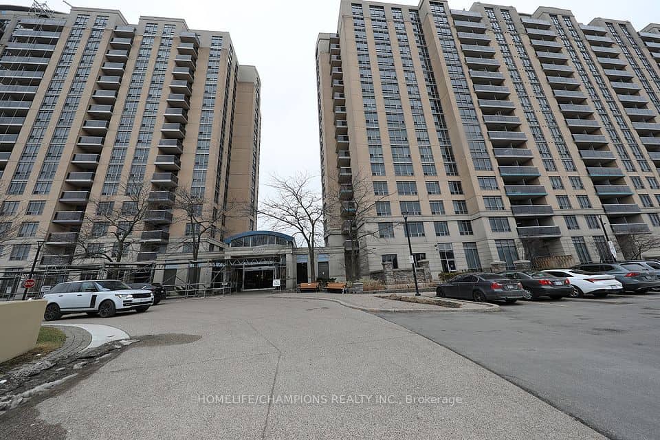 8 Mondeo Drive, Toronto