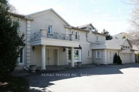 66 Laureleaf Road, Markham, ON L3T 2Y1