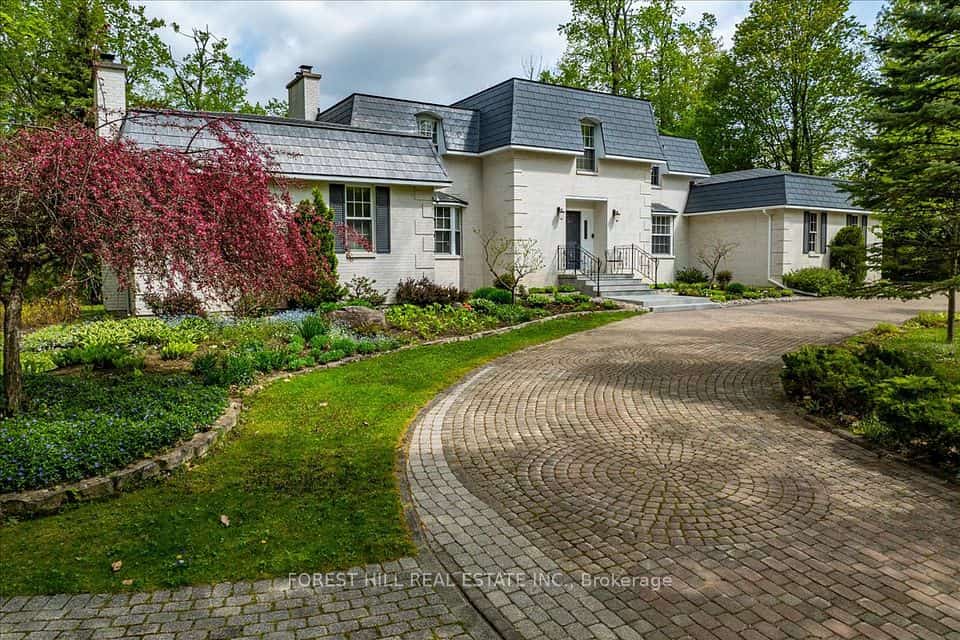 1836 Quantz Crescent, Innisfil, ON L9S 1X2